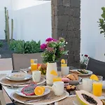 펜션 Casa Ostoja - Heated Pool & Spacious *