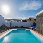 펜션 Casa Ostoja - Heated Pool & Spacious