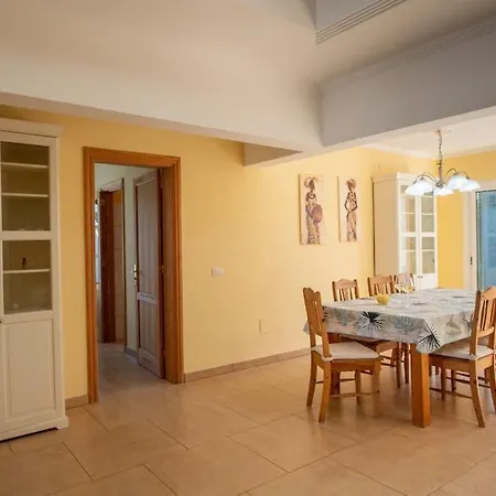 Casa Ostoja - Heated Pool & Spacious * 플라야블랑카