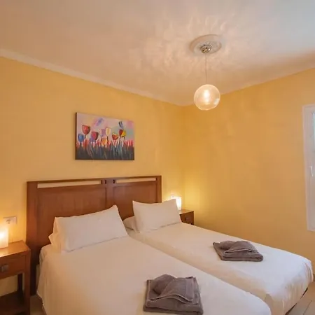 Casa Ostoja - Heated Pool & Spacious 펜션